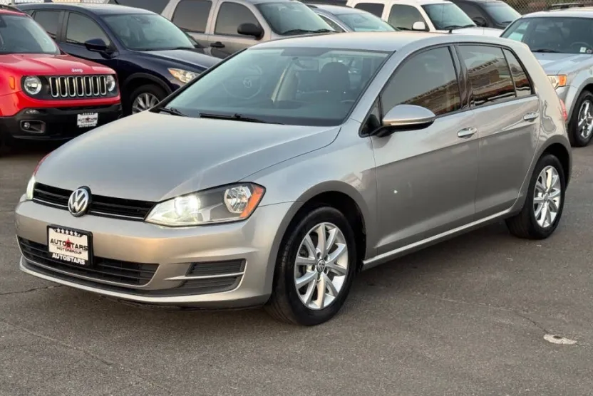 2016 Volkswagen Golf Base TDI SEL photo 1
