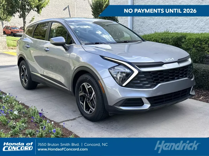 2023 Kia Sportage LX photo 1
