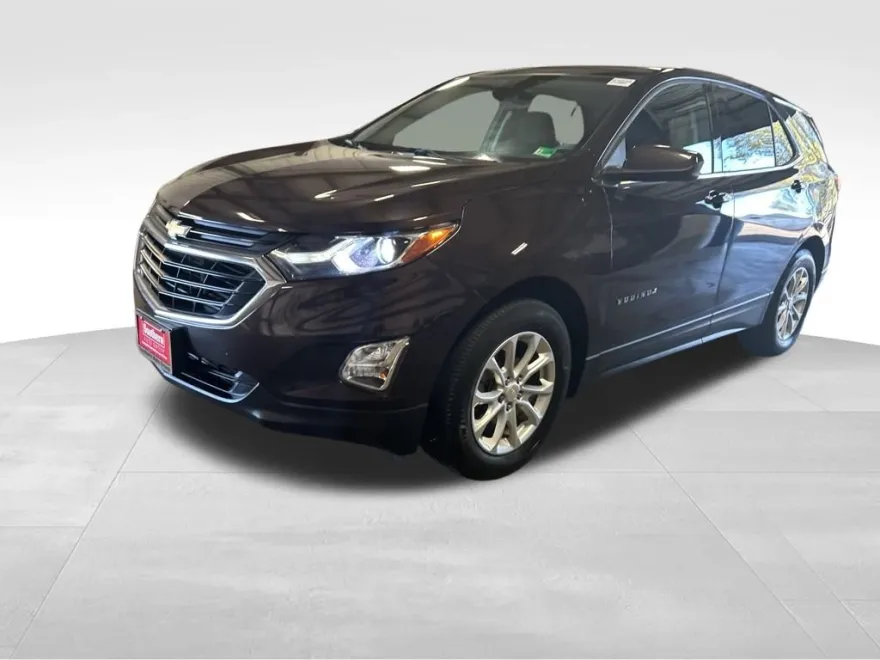 2020 Chevrolet Equinox LT photo 1
