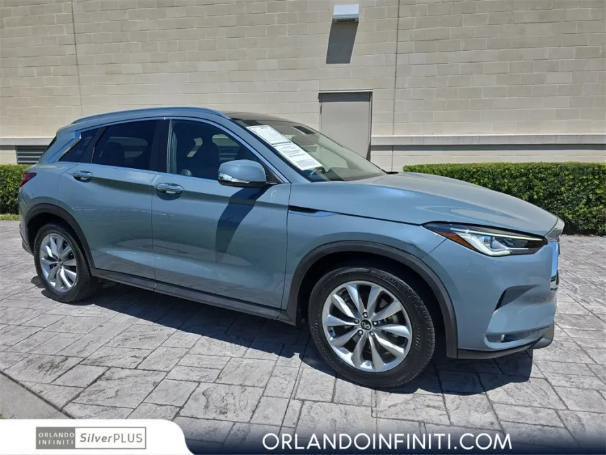 2022 Infiniti QX50 Luxe photo 1