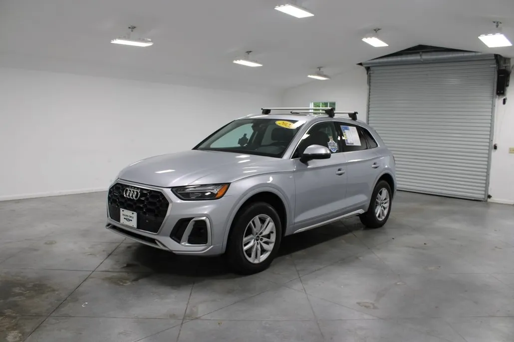 2022 Audi Q5 45 S line Premium photo 1