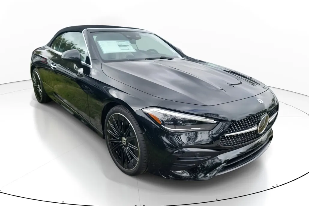 2026 Mercedes Benz CLE 300 4MATIC photo 1