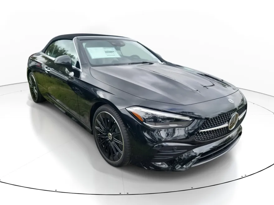 2026 Mercedes Benz CLE 300 4MATIC photo 1