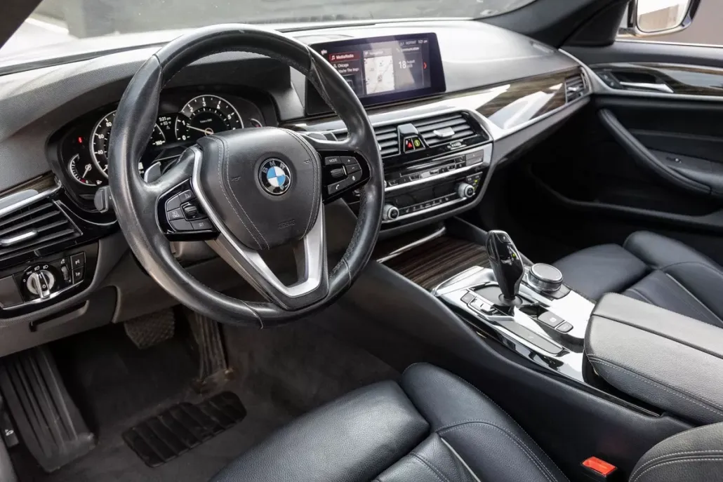 2019 Bmw 530i Sedan photo 1