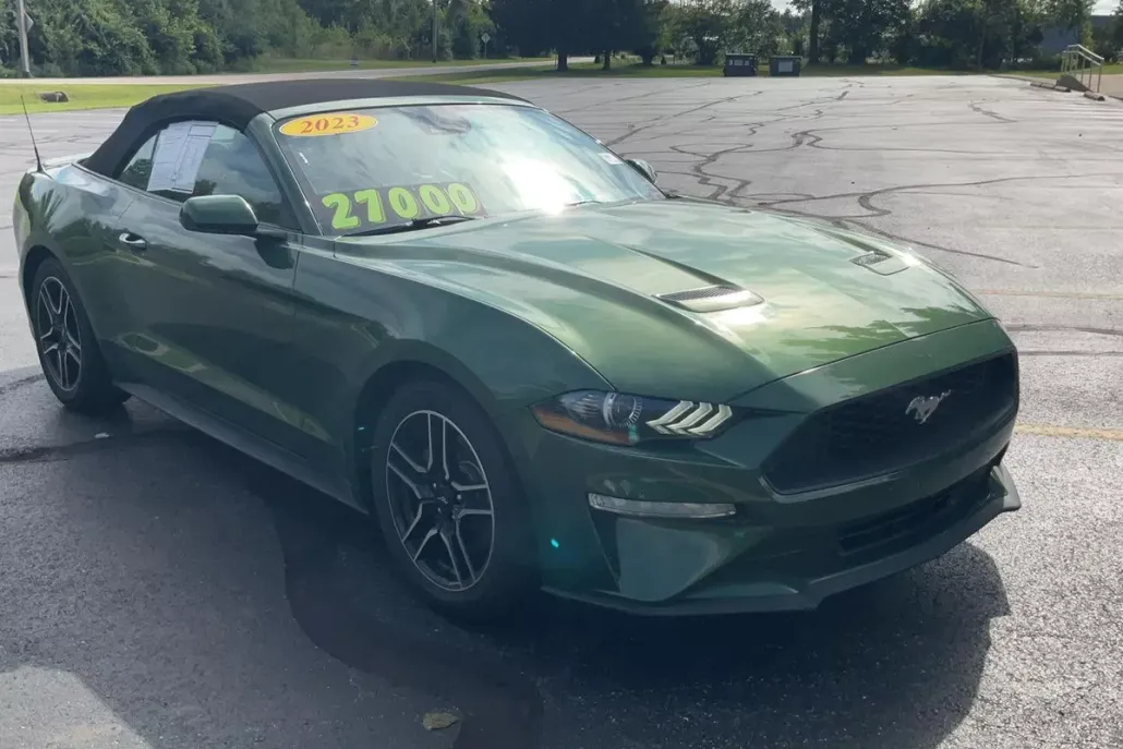 2023 Ford Mustang EcoBoost Premium photo 1