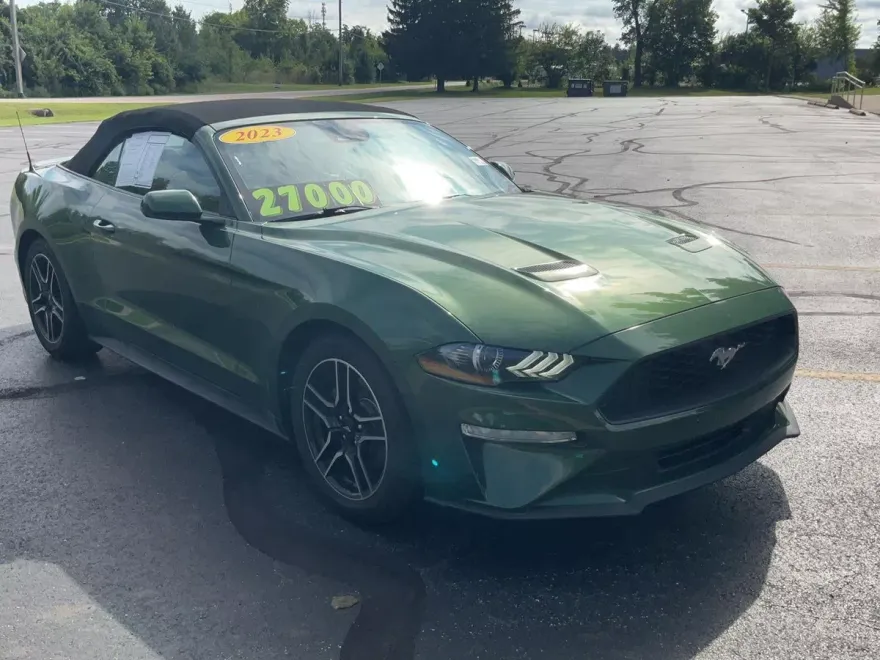 2023 Ford Mustang EcoBoost Premium photo 1
