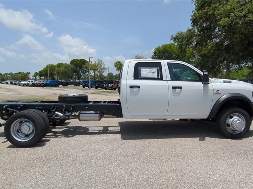 2026 Ram 5500 Tradesman photo 1