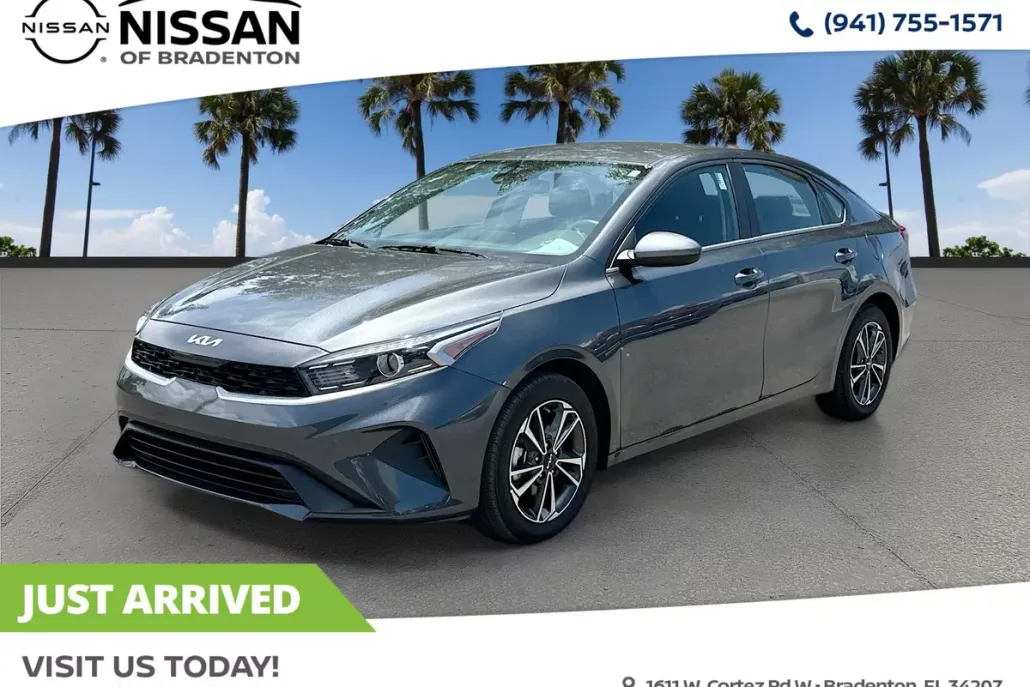 2024 Kia Forte LXS photo 1