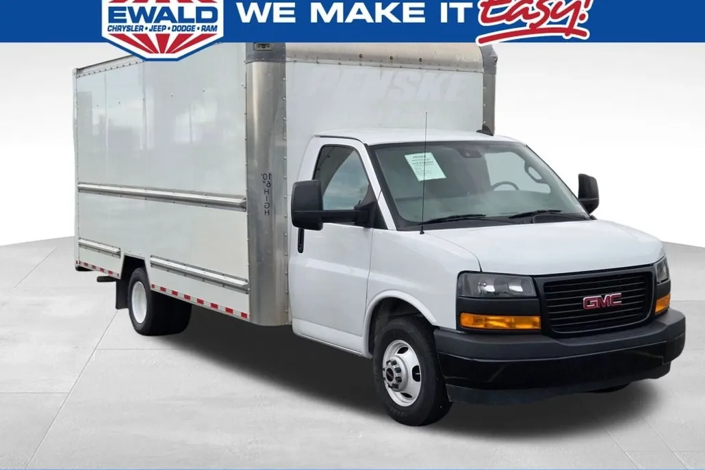 2021 Gmc Savana 3500 Cutaway photo 1