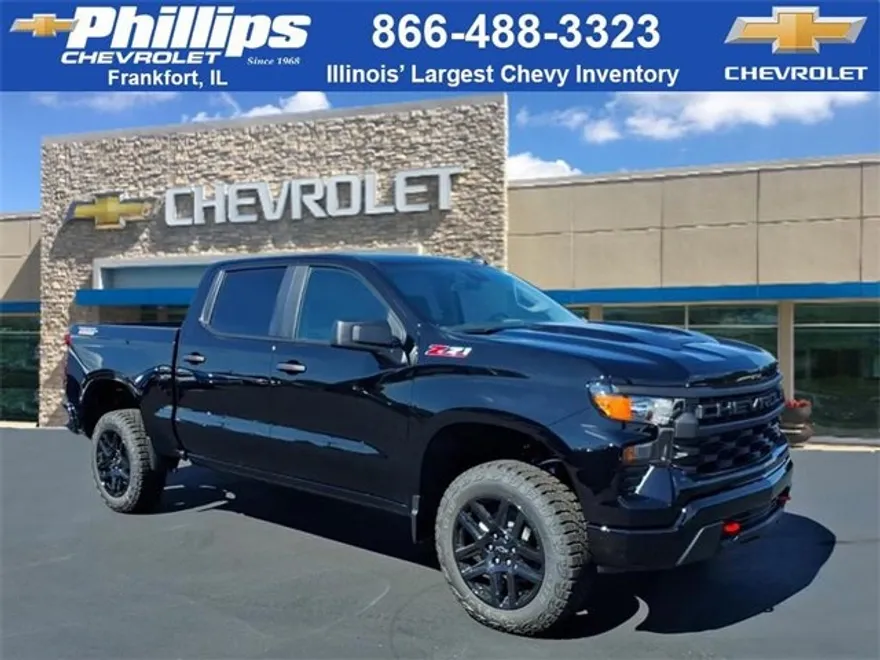 2026 Chevrolet Silverado 1500 Custom Trail Boss photo 1