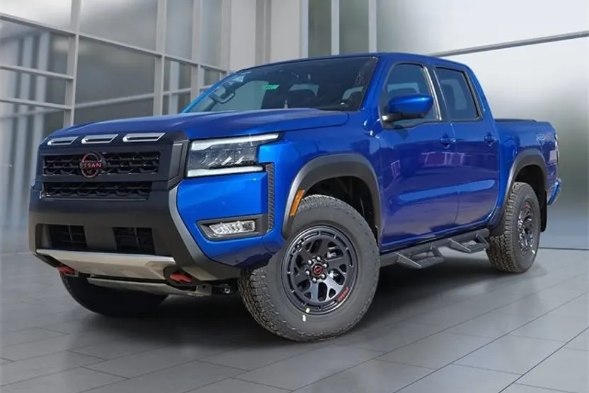 2026 Nissan Frontier PRO-4X photo 1