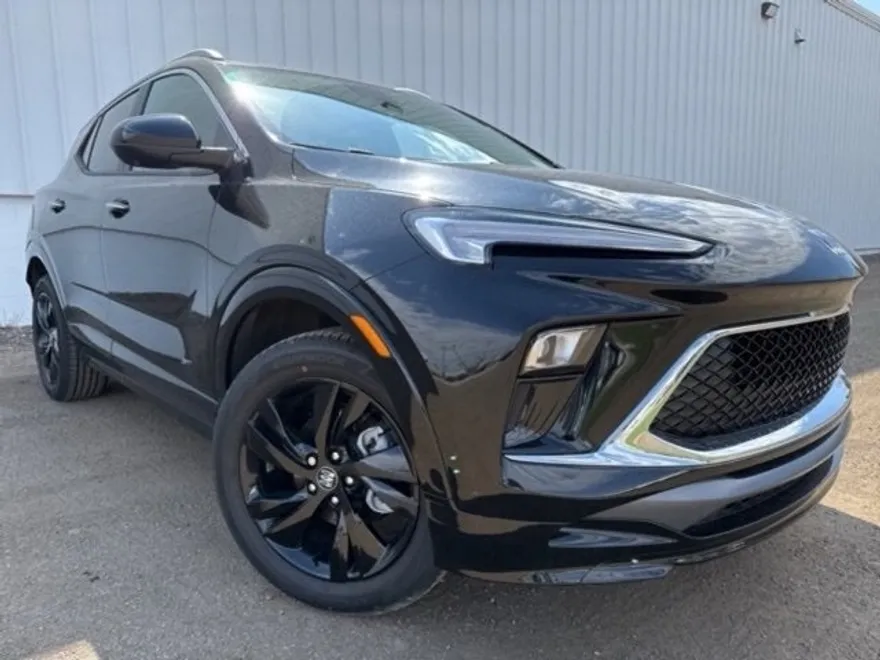 2025 Buick Encore GX Sport Touring photo 1