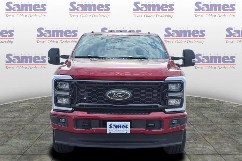2025 Ford F-350 Lariat photo 1