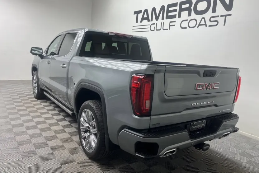2026 Gmc Sierra 1500 Denali photo 1