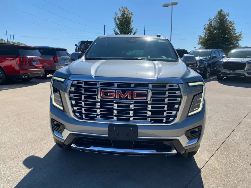 2025 Gmc Yukon XL Denali photo 1