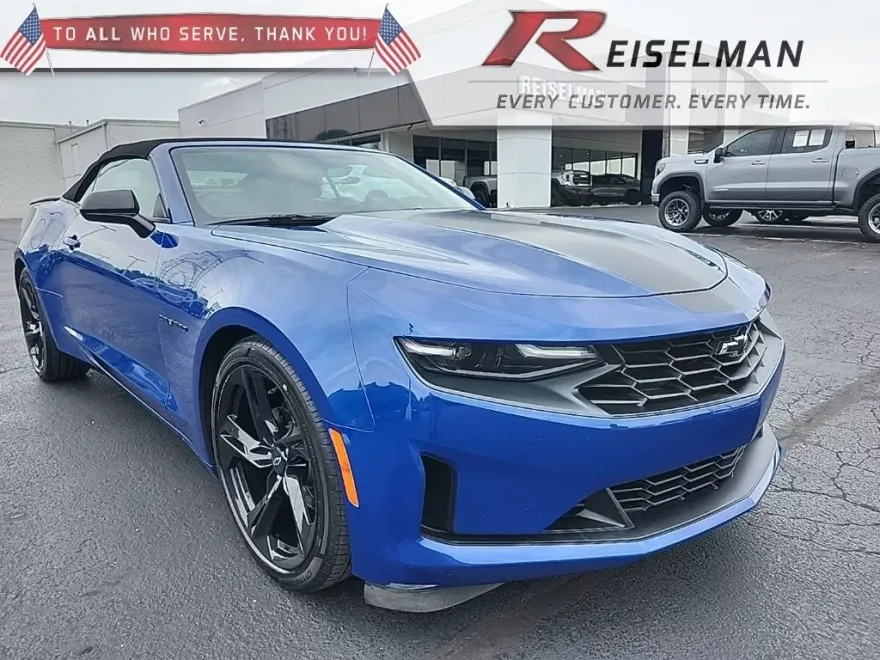 2021 Chevrolet Camaro 1LT photo 1