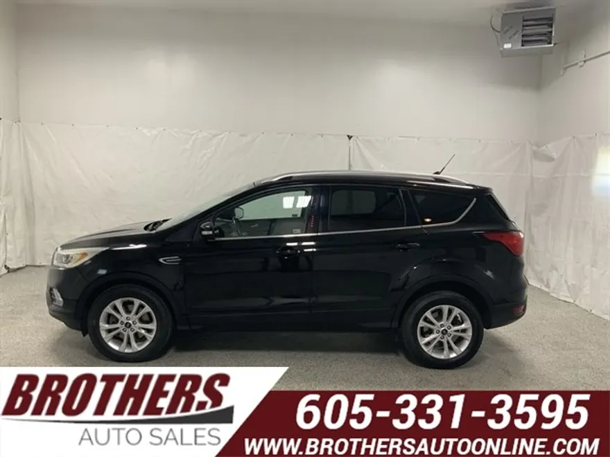 2019 Ford Escape Titanium photo 1