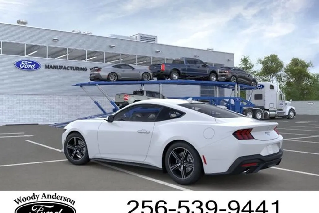 2025 Ford Mustang EcoBoost photo 1
