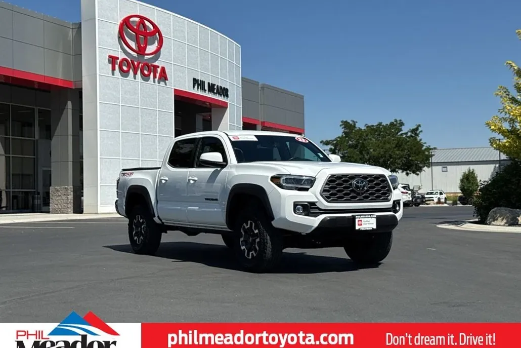 2023 Toyota Tacoma Base photo 1
