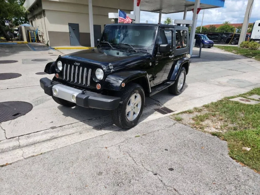 2008 Jeep Wrangler Sahara photo 1