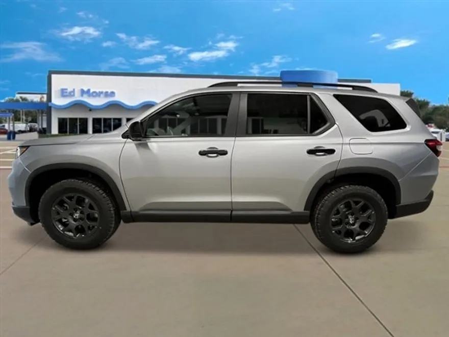 2025 Honda Pilot TrailSport photo 1