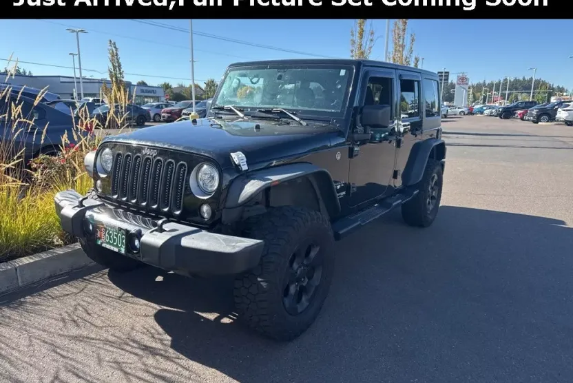 2018 Jeep Wrangler Unlimited Sahara photo 1