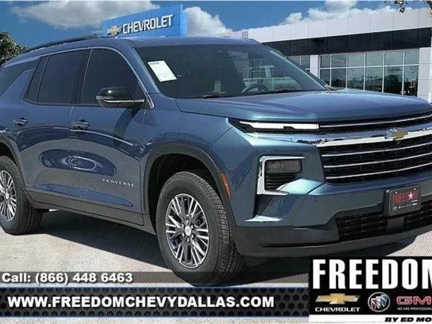 2025 Chevrolet Traverse photo 1