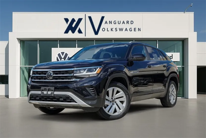 2022 Volkswagen Atlas Cross Sport V6 SE Technology photo 1