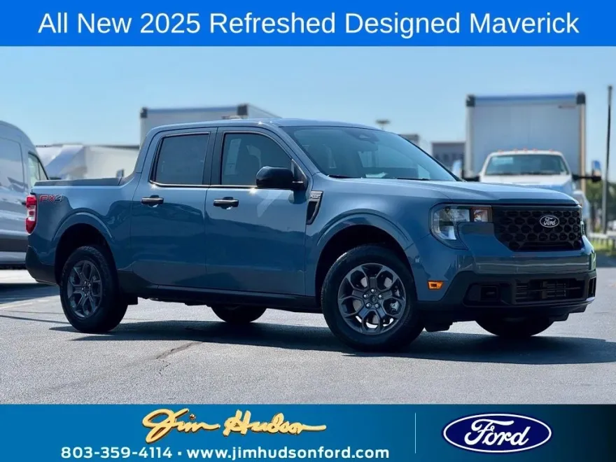 2025 Ford Maverick XLT photo 1
