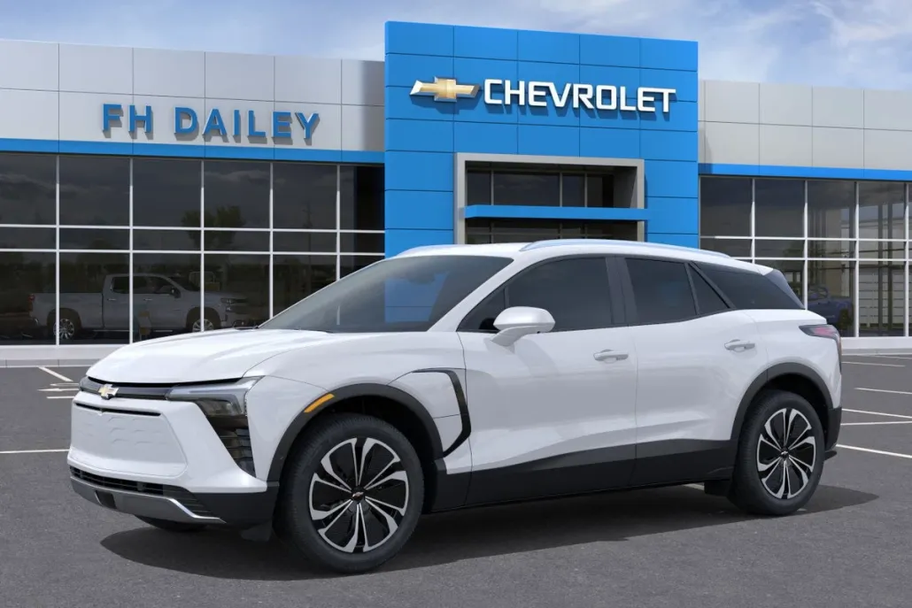 2025 Chevrolet Blazer EV photo 1