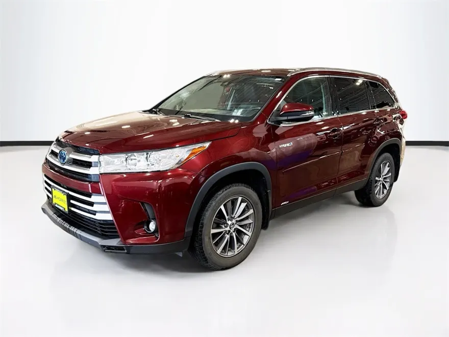 2019 Toyota Highlander Hybrid XLE photo 1