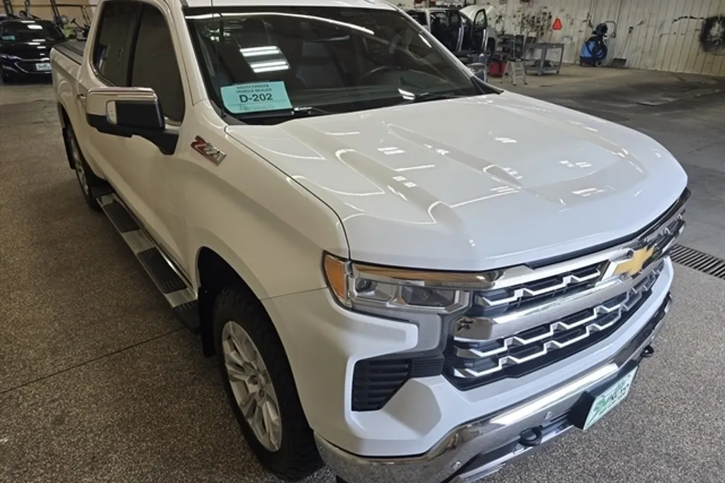2023 Chevrolet Silverado 1500 LTZ Z71 photo 1