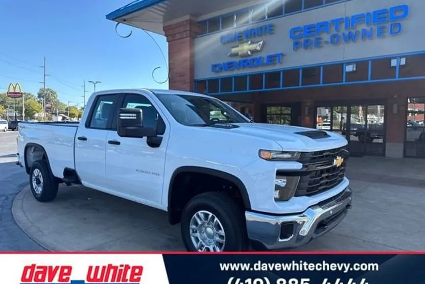 2025 Chevrolet Silverado 2500HD photo 1