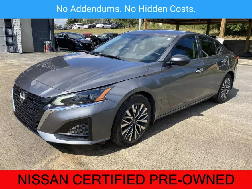 2024 Nissan Altima 2.5 SV photo 1