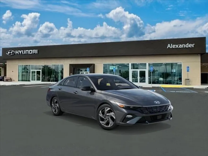 2025 Hyundai Elantra SEL Sport photo 1
