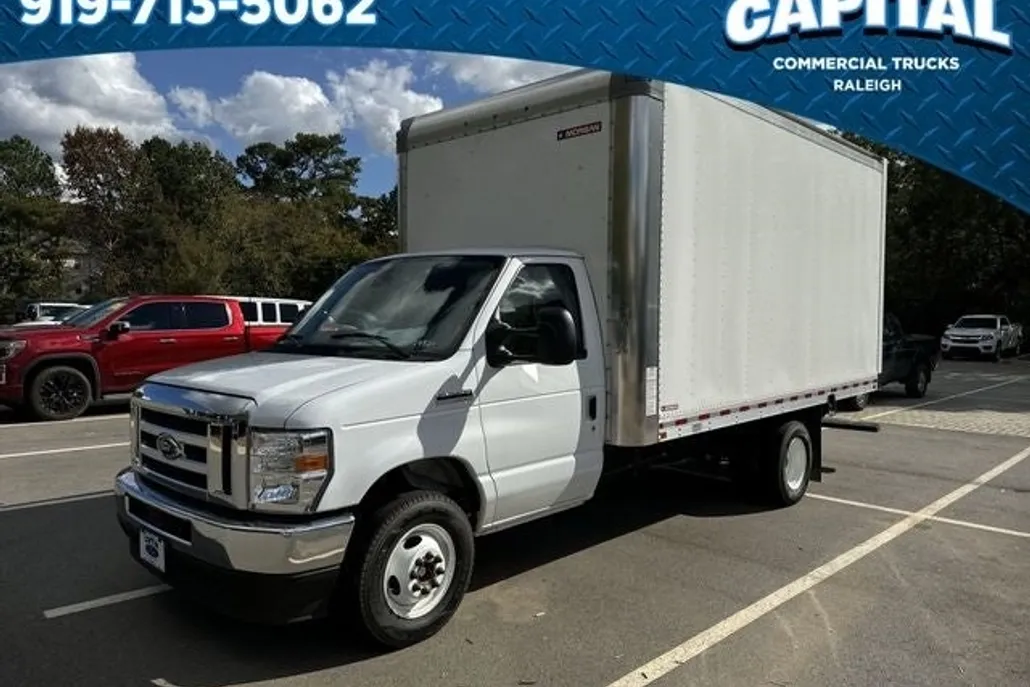 2024 Ford E-350 photo 1