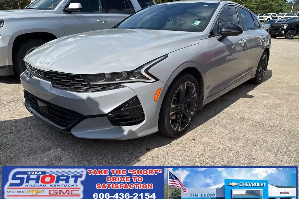 2023 Kia K5 GT-Line photo 1