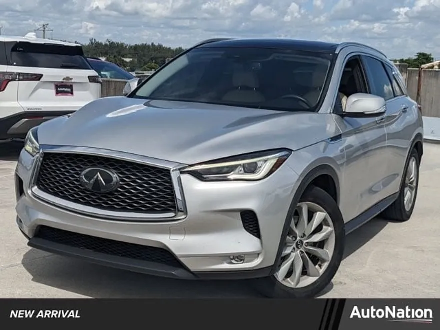 2019 Infiniti QX50 Luxe photo 1