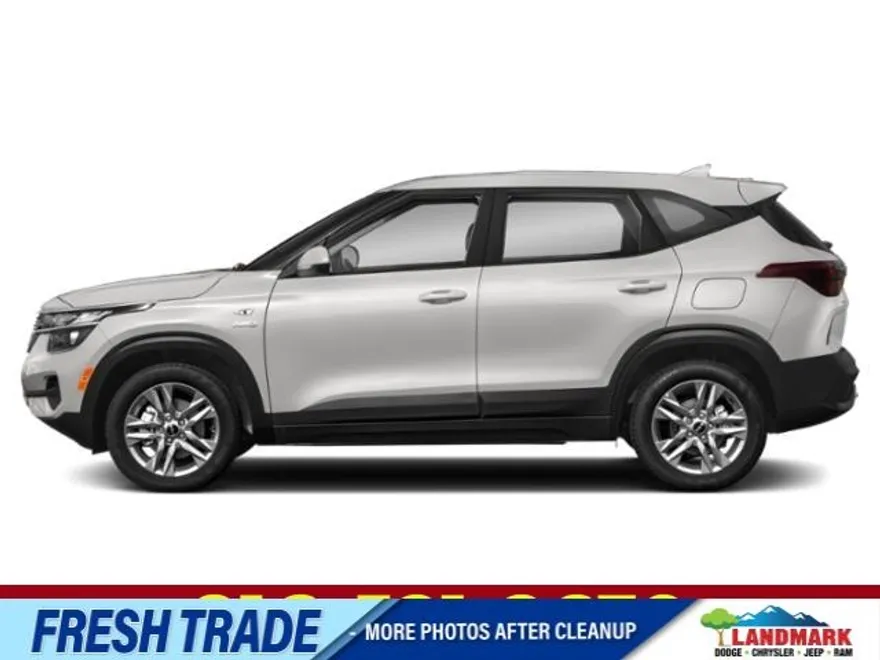 2023 Kia Seltos LX photo 1