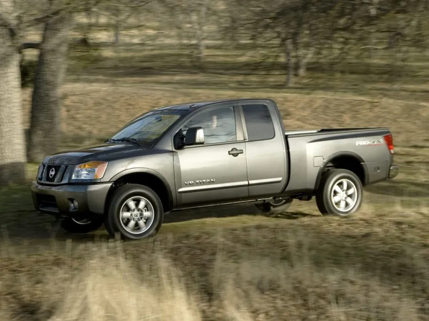 2013 Nissan Titan S photo 1
