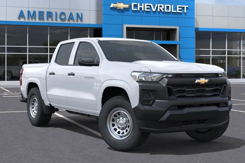 2025 Chevrolet Colorado LT photo 1
