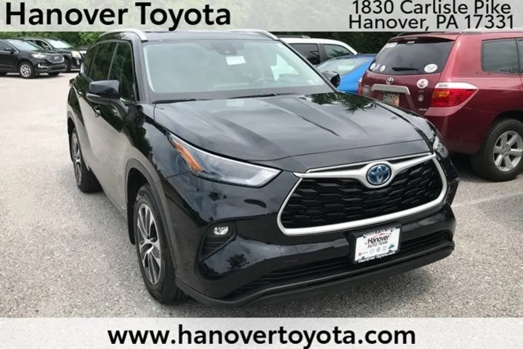2022 Toyota Highlander Hybrid XLE photo 1