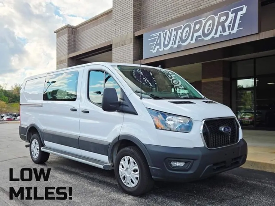 2023 Ford Transit photo 1