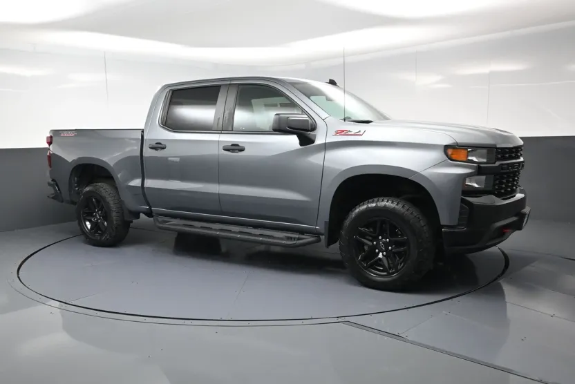 2021 Chevrolet Silverado 1500 Custom Trail Boss photo 1