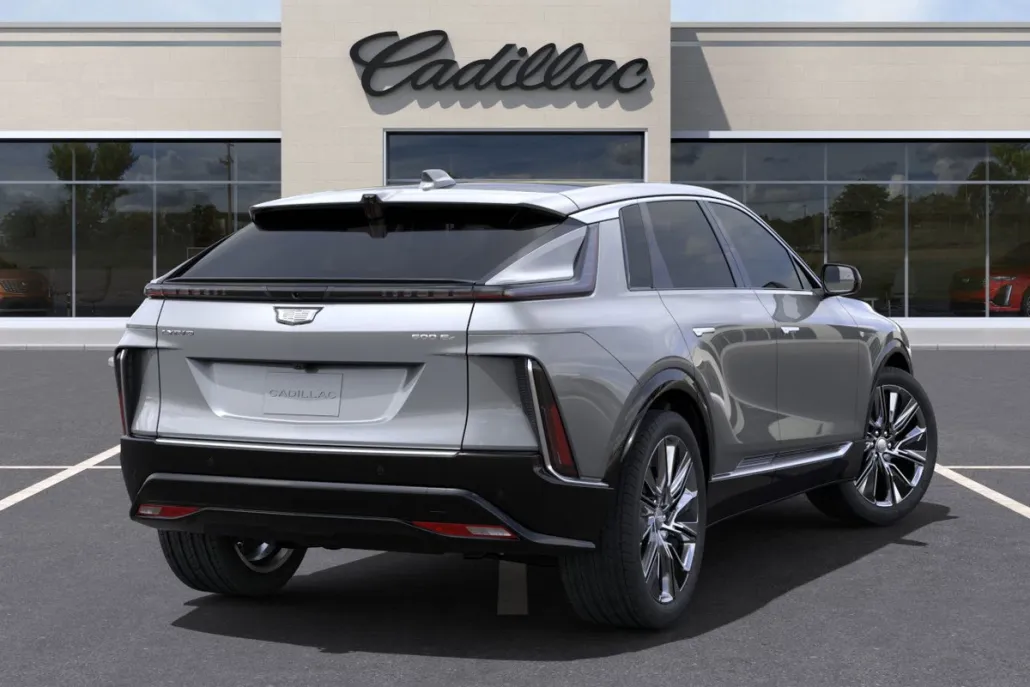 2025 Cadillac Lyriq Luxury photo 1