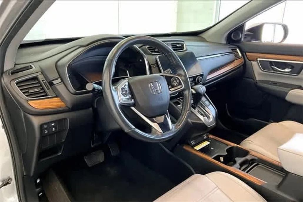 2021 Honda CR-V Touring photo 1