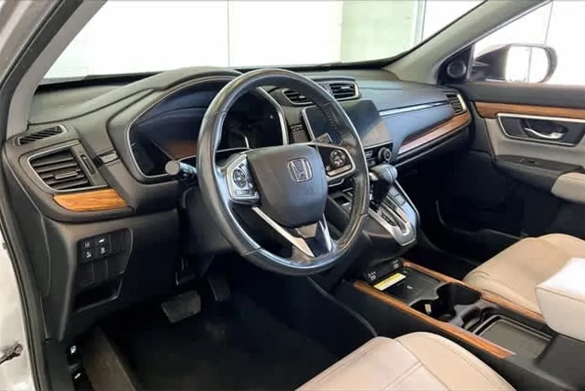 2021 Honda CR-V Touring photo 1