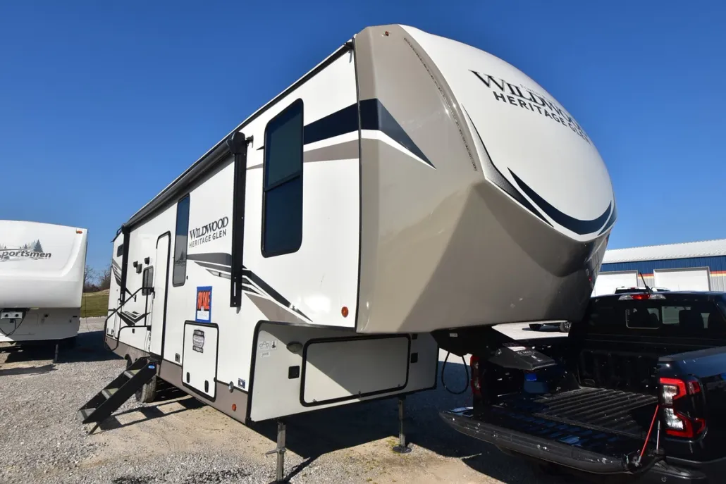 2022 Forest River Wildwood Laminated Towables photo 1