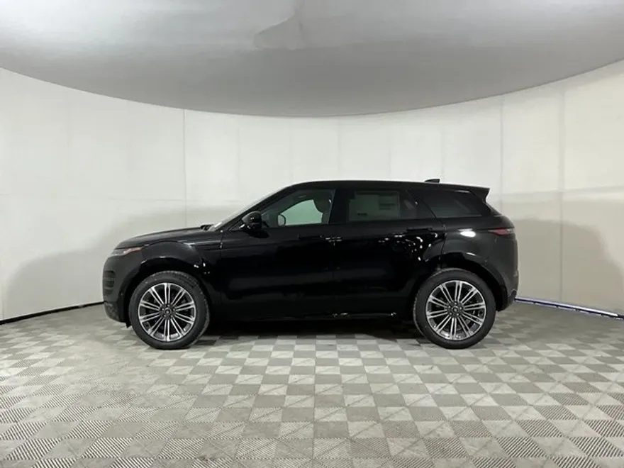 2026 Land Rover Range Rover Evoque Dynamic SE photo 1