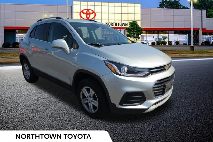 2018 Chevrolet Trax LT photo 1
